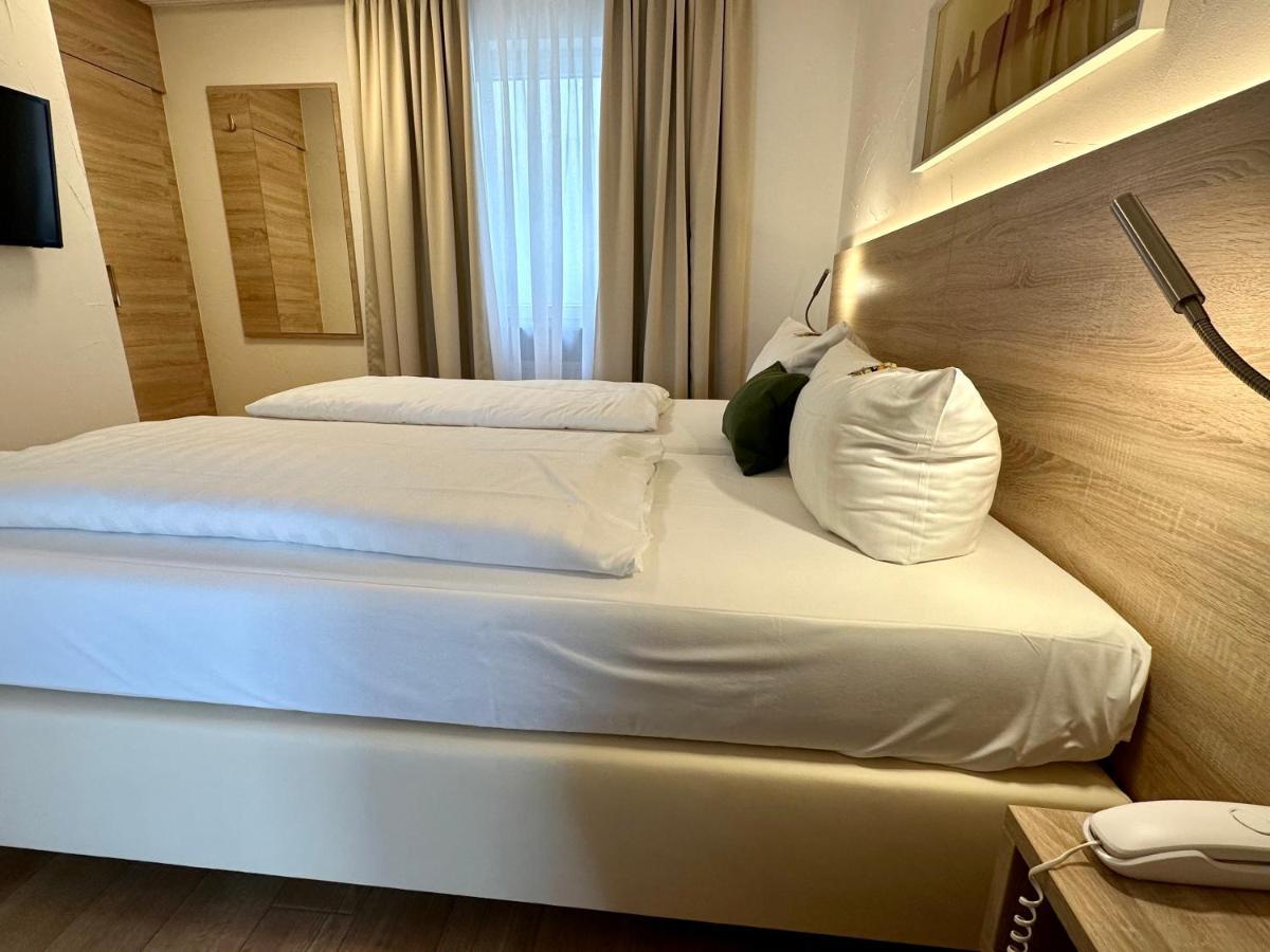 Hotel Bronnbacher Hof Wertheim Eksteriør billede