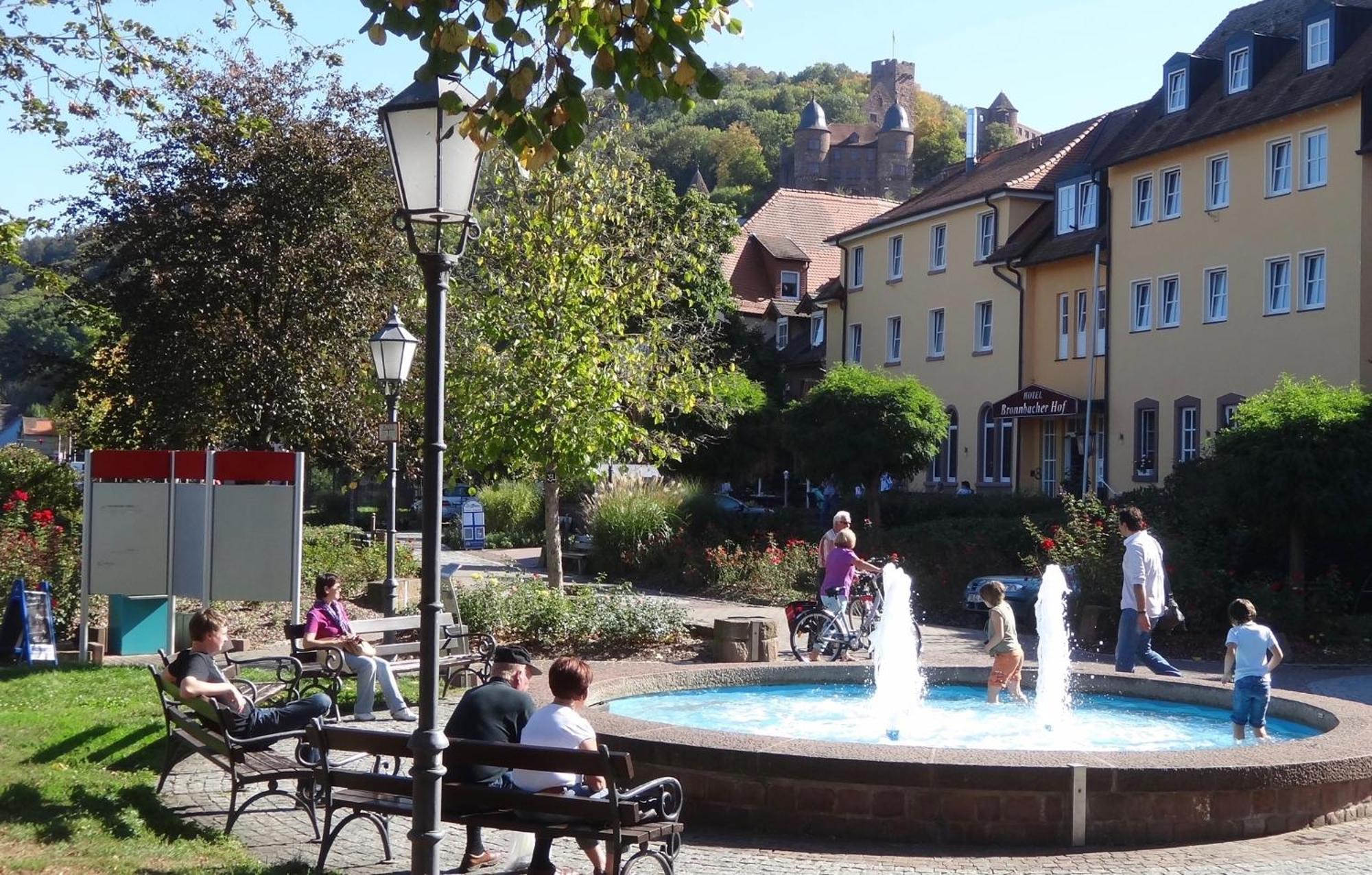 Hotel Bronnbacher Hof Wertheim Eksteriør billede